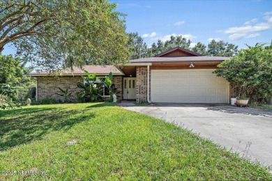 Lake Home For Sale in Jacksonville, Florida
