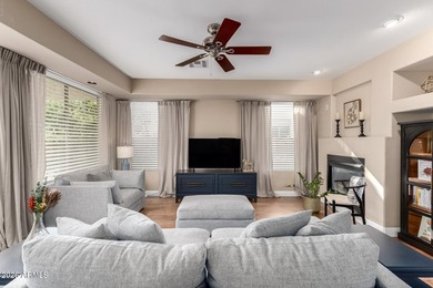 Charming home in a gated community overlooking the 9-hole - photo 9