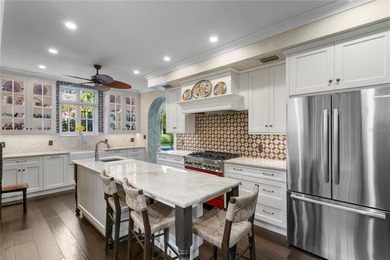 A 1924 Spanish Revival Estate in Historic Old Pasadena. Beyond - photo 11
