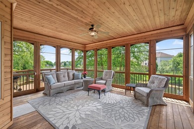 We are under contract. No more showings accepted. Welcome to - photo 4