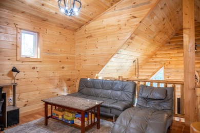 Beautiful newer home built in 2022, offering 3 bedrooms, 2 full - photo 45