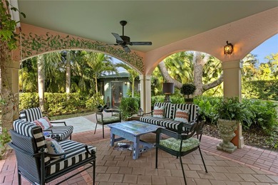 A 1924 Spanish Revival Estate in Historic Old Pasadena. Beyond - photo 46