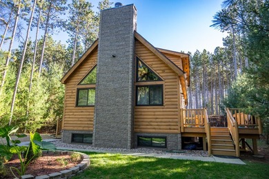 Beautiful newer home built in 2022, offering 3 bedrooms, 2 full - photo 50