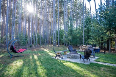 Beautiful newer home built in 2022, offering 3 bedrooms, 2 full - photo 52