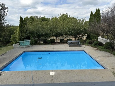 This property has all the amenities anyone should want. Location - photo 4