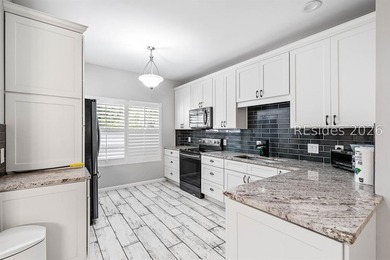 Great opportunity for a mid-island home in the heart of it all - photo 5