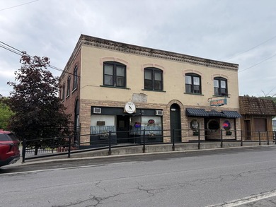 Completely turnkey commercial opportunity in downtown Ausable - photo 1