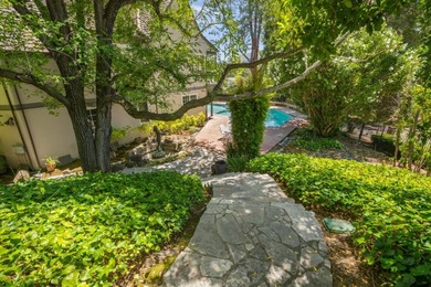 Welcome to the Saratoga Country Manor. Situated on a private and - photo 26