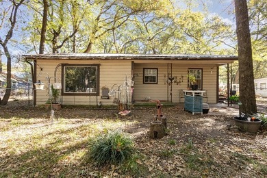 Lake Home For Sale in Quinlan, Texas