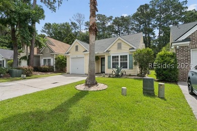 Welcome to 84 Crossings Blvd in the highly sought-after - photo 4