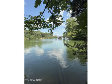 (private lake, pond, creek) Acreage For Sale in Knoxville Tennessee