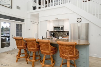 Discover a beautifully elevated island retreat in the exclusive - photo 4