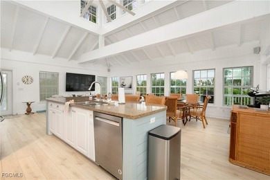 Discover a beautifully elevated island retreat in the exclusive - photo 8