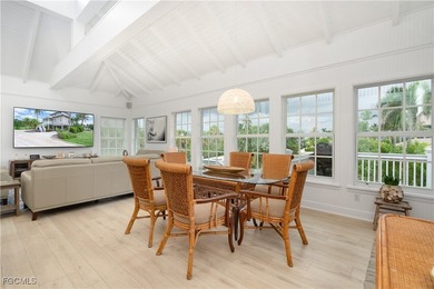 Discover a beautifully elevated island retreat in the exclusive - photo 10