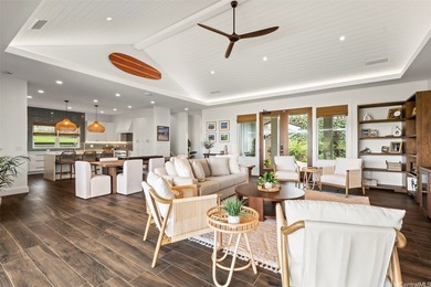 Located on a private cul-du-sac in the Kaimalino neighborhood of - photo 3