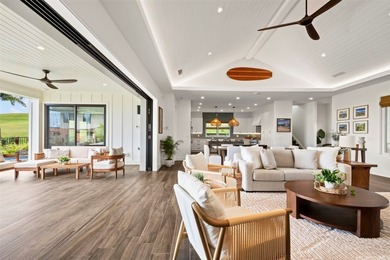 Located on a private cul-du-sac in the Kaimalino neighborhood of - photo 4