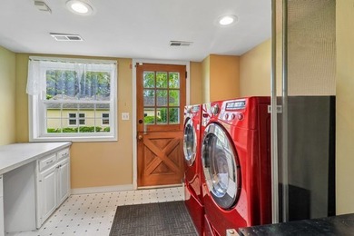 Come experience your everyday vacation home with this beautiful - photo 12