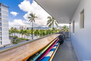 Experience unparalleled views of the Ala Wai Canal, Golf Course - photo 2