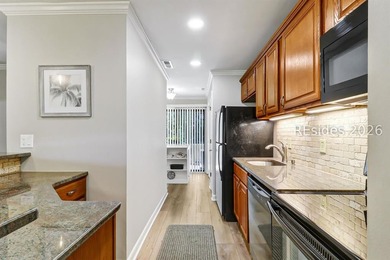 Beautifully updated 2-bedroom, 2.5-bath townhome in Golfmaster - photo 9