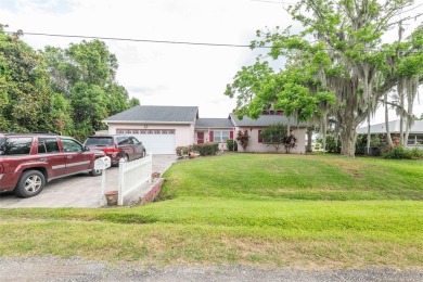 Lake Home For Sale in ST Cloud, Florida