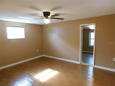 Don't miss out on this opportunity! LOCATION! LOCATION! - photo 7