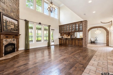 Welcome to 13510 White Tail - a beautifully maintained and - photo 8