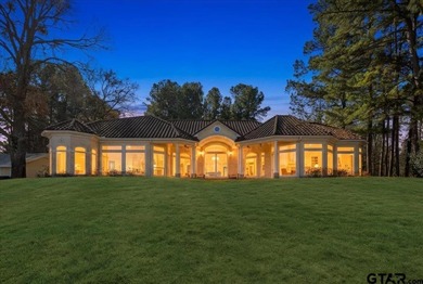 Discover the epitome of luxury living in this stunning - photo 3