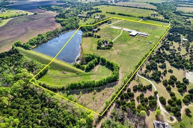 ESTATE with STRATEGIC FLEXIBILITY awaits in the heart of North - photo 1
