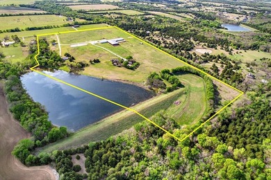 ESTATE with STRATEGIC FLEXIBILITY awaits in the heart of North - photo 3