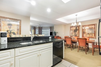 BEST VALUE IN ROYALE PALMS! MOTIVATED SELLER! Indulge in luxury - photo 11