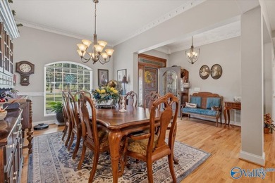 Lakefront living on Weiss Lake at its best. This beautiful 5 - photo 11