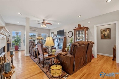 Lakefront living on Weiss Lake at its best. This beautiful 5 - photo 12