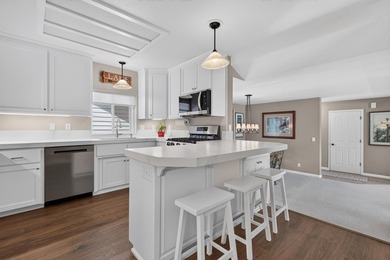 This impeccably maintained Lake Almanor West home has been - photo 12