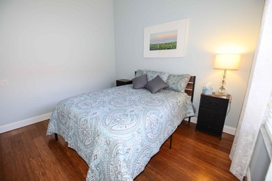 You'll fall in love with this beautifully updated lakefront home - photo 21