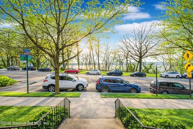 Gorgeous One Bedroom Co-Op nestled in the Kings Oliver, one of - photo 21