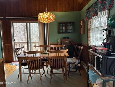 Hemlock Farms Chalet: One-level living on over 3/4 of an acre - photo 22