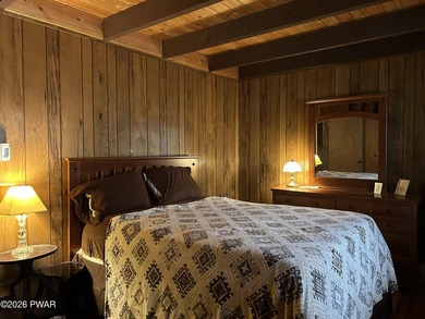 Hemlock Farms Chalet: One-level living on over 3/4 of an acre - photo 26