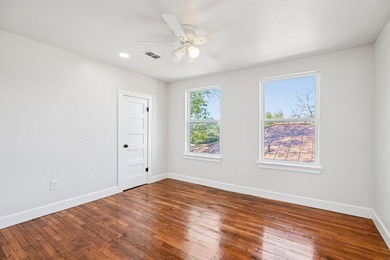 Move right in to this beautifully updated 4-bedroom, 3-bath home - photo 30