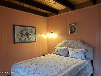 Hemlock Farms Chalet: One-level living on over 3/4 of an acre - photo 31