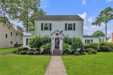 Elizabeth River Home For Sale in Norfolk Virginia