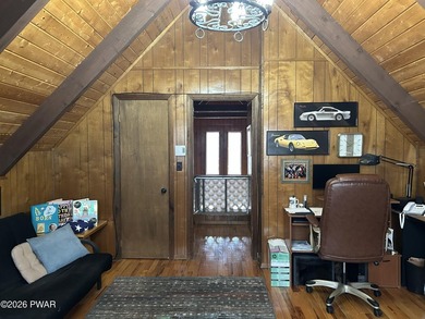 Hemlock Farms Chalet: One-level living on over 3/4 of an acre - photo 37