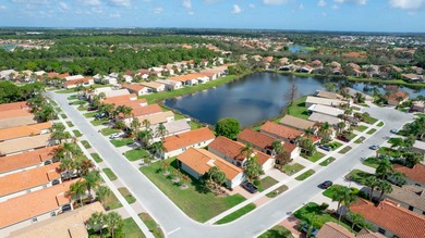 You'll fall in love with this beautifully updated lakefront home - photo 37