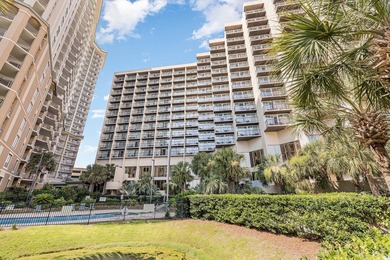 BEST VALUE IN ROYALE PALMS! MOTIVATED SELLER! Indulge in luxury - photo 38