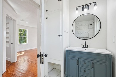 Move right in to this beautifully updated 4-bedroom, 3-bath home - photo 39