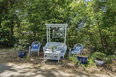 This all brick ranch home is located within walking distance to - photo 39