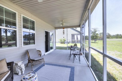 This beautiful 3 bedroom 2 and a half bath home is located in - photo 39
