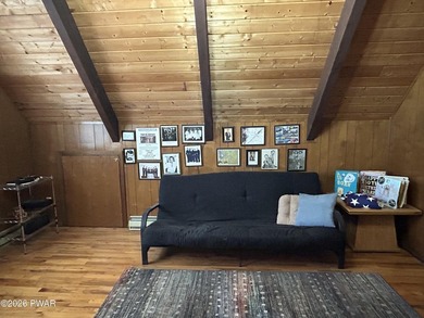 Hemlock Farms Chalet: One-level living on over 3/4 of an acre - photo 40