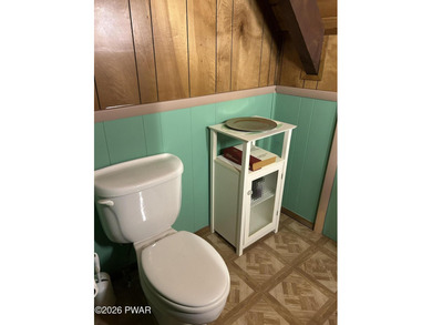 Hemlock Farms Chalet: One-level living on over 3/4 of an acre - photo 41
