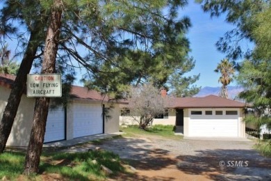 Lake Home For Sale in Lake Isabella, California