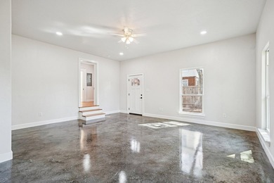 Move right in to this beautifully updated 4-bedroom, 3-bath home - photo 45